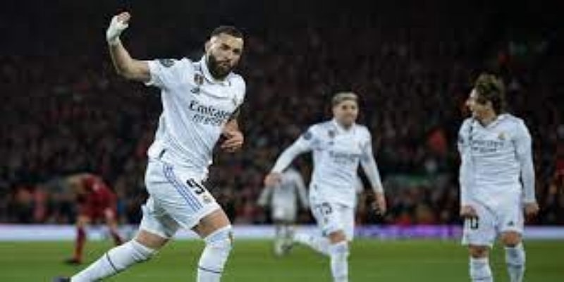 VAR时代前的最后阵痛：英超裁判危机何解- 多宝彩票