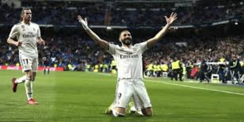 争议时刻全回顾：越位进球与主帅暴怒- 多宝彩票