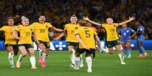 挑战与首秀前瞻  - 多宝彩票